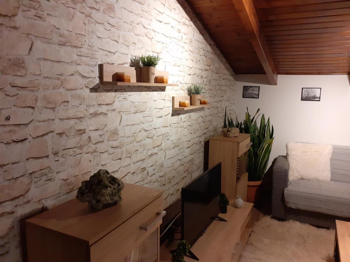 The View Attic Apartment Ioannina Ngoại thất bức ảnh
