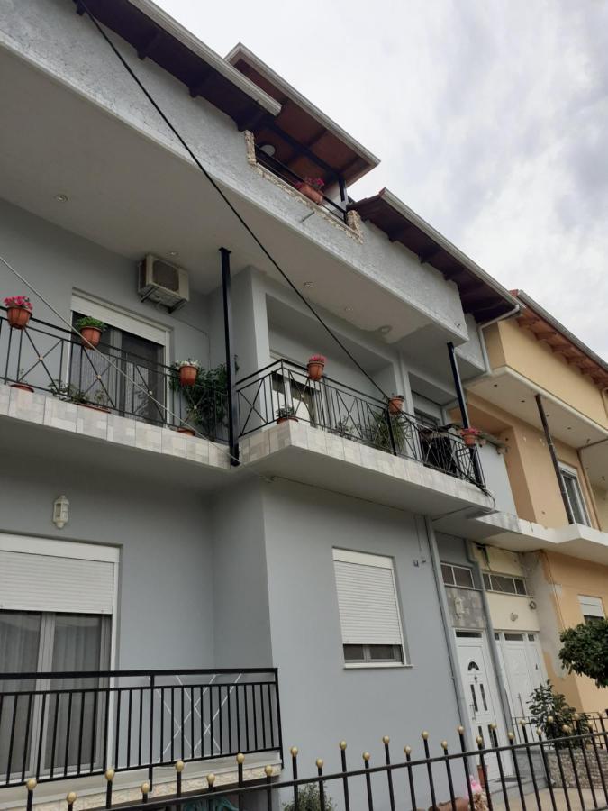 The View Attic Apartment Ioannina Ngoại thất bức ảnh