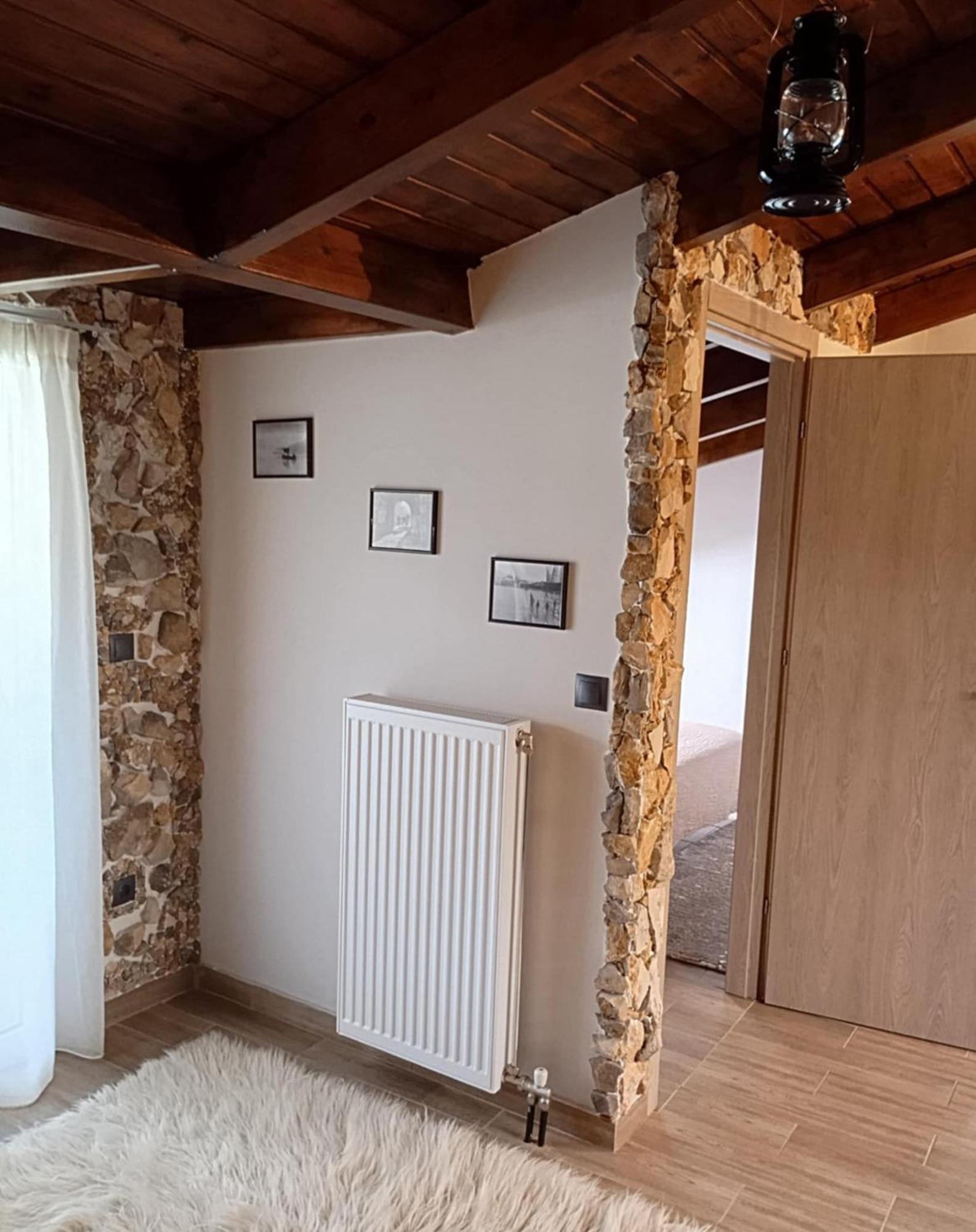 The View Attic Apartment Ioannina Ngoại thất bức ảnh