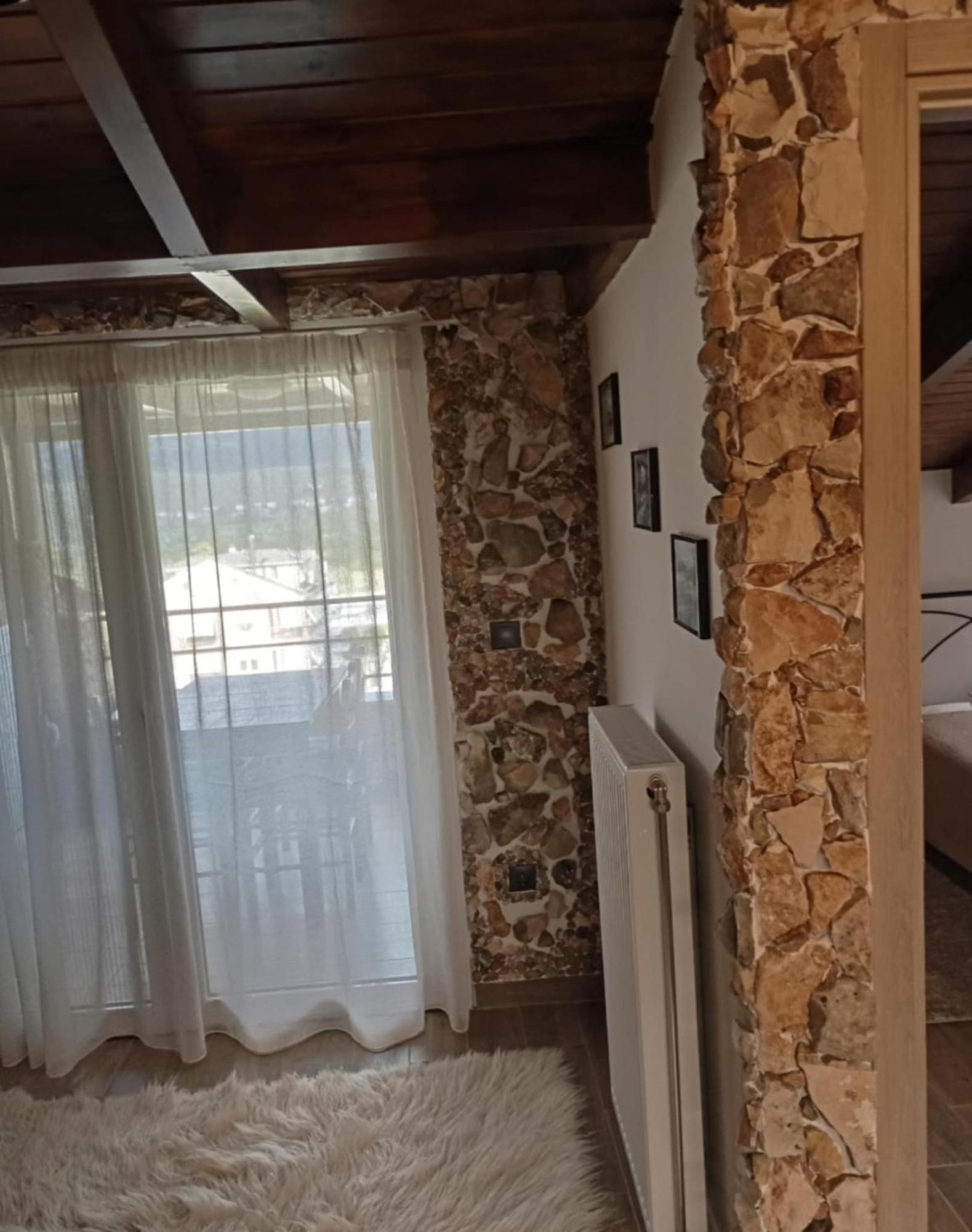 The View Attic Apartment Ioannina Ngoại thất bức ảnh
